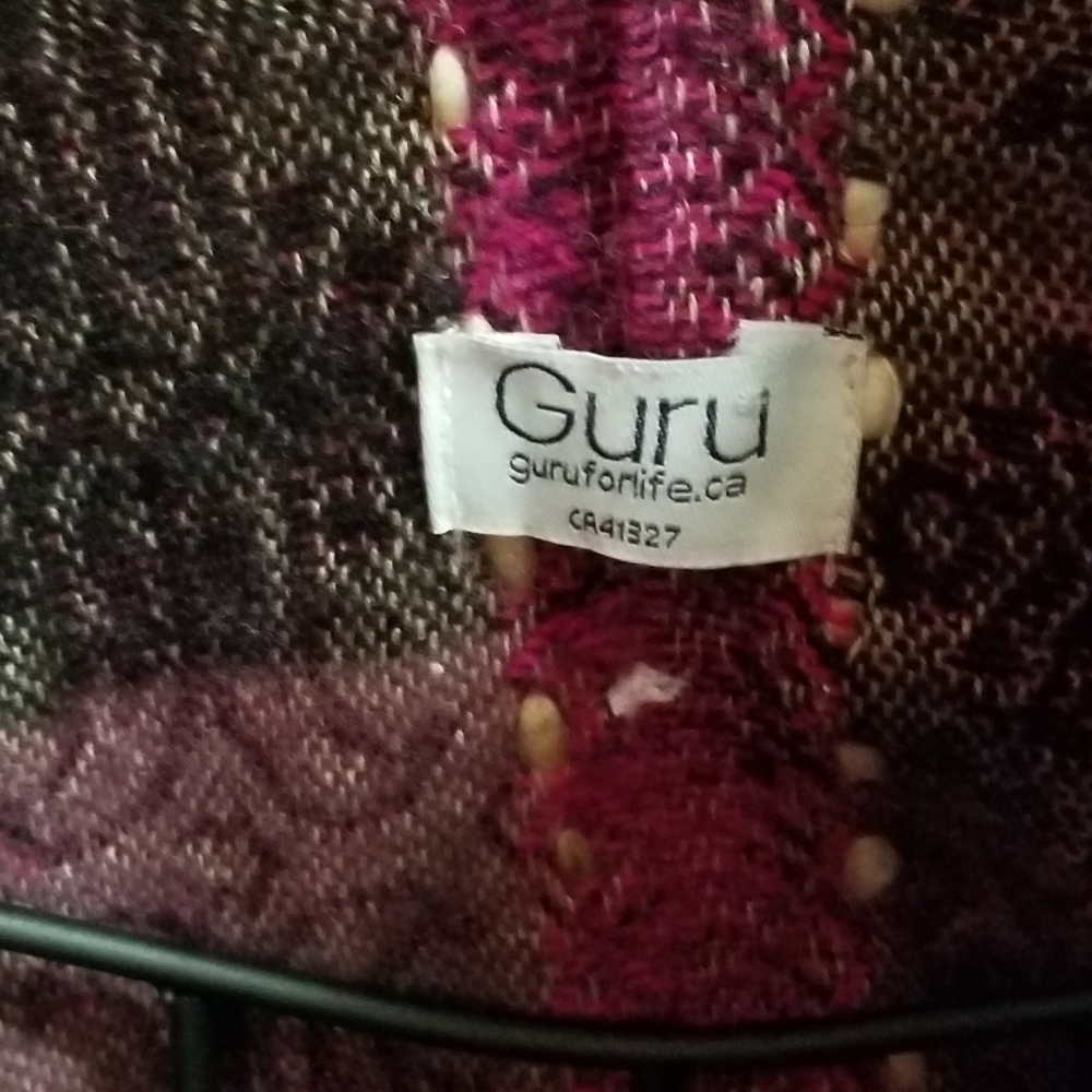 Fellowship Poncho Handwork Multi. - Picture 9 of 10